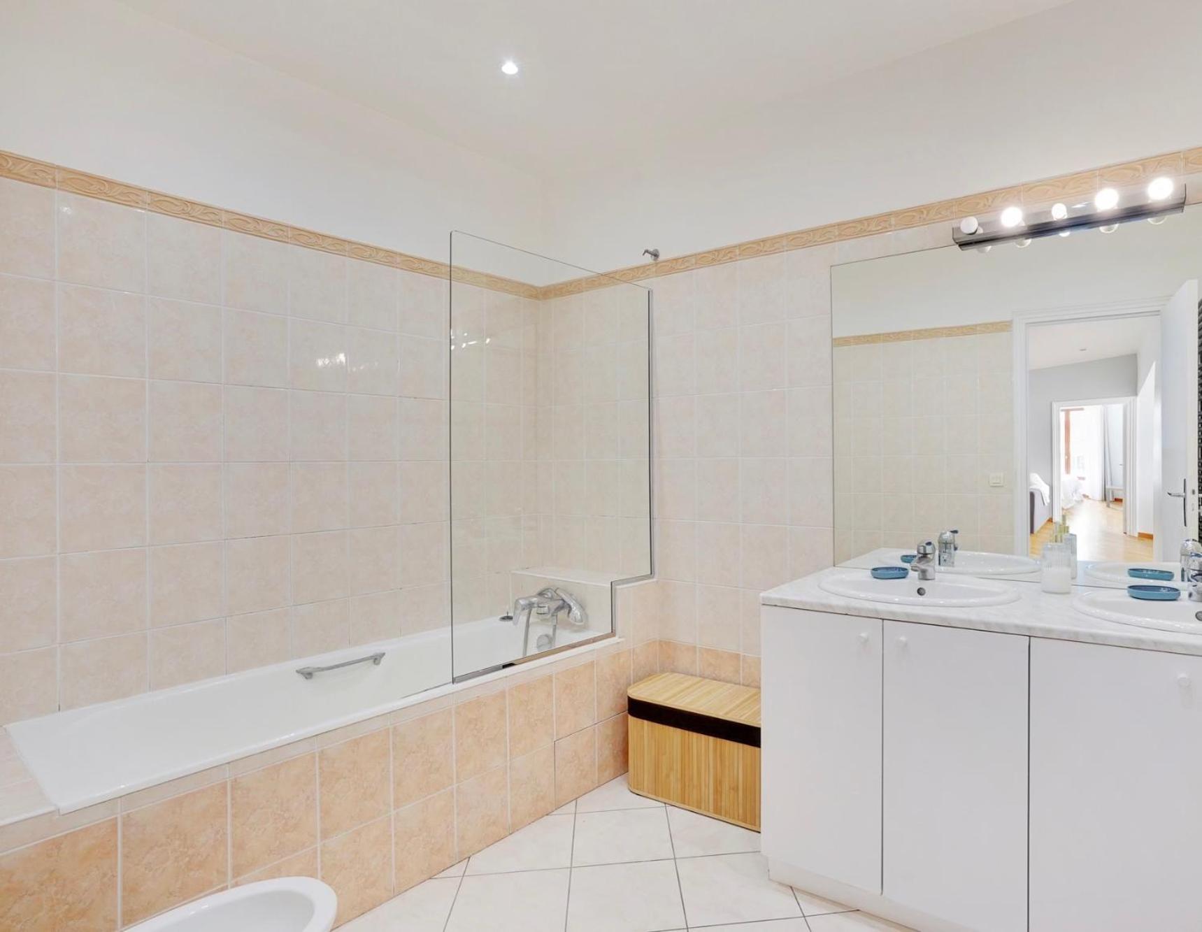 Appartement 2 Chambres Dans Une Belle Maison A Proximite De Paris Asnieres-sur-Seine Ngoại thất bức ảnh